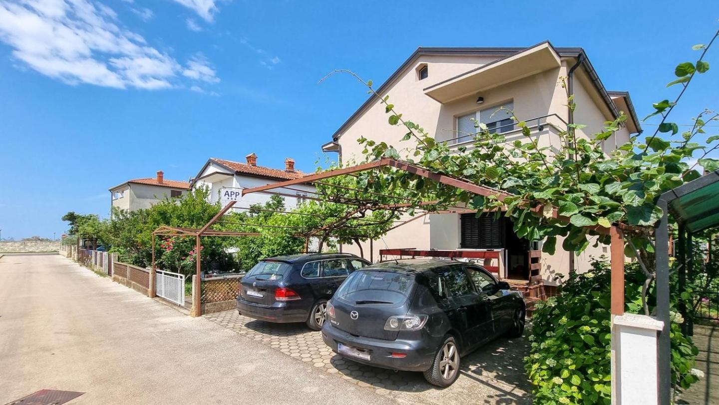 Runko Apartman Umag Kültér fotó
